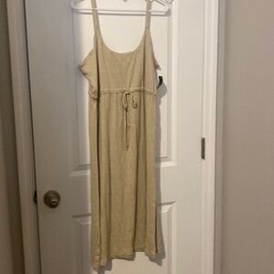 Tan/white striped dress XL. @KL